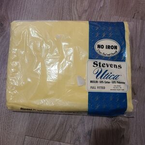 VTG NEW Stevens Utica Muslin Fitted Sheet Full Fitted Bright Sunshine Yellow